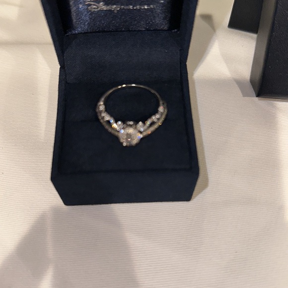 Enchanted Disney aerial engagement ring 1ct - Picture 2 of 6
